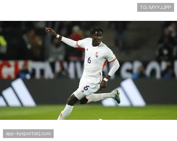 奥纳纳如何在埃弗顿站稳脚跟并成为中场核心？